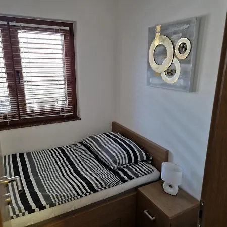 S + A Apartamento Posedarje