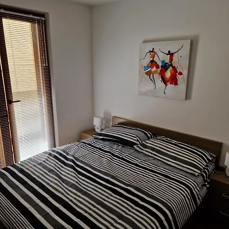 S + A Apartment *